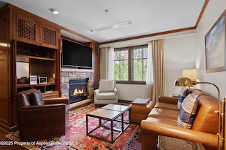 39 Boomerang Rd Unit 8402/Winter Interest, Aspen, CO 81611