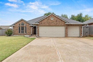 12228 SW 7th Cir, Yukon, OK 73099