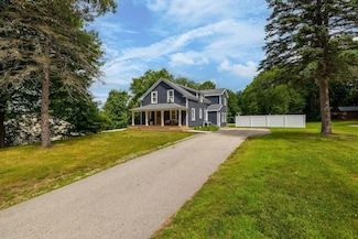 7 Westlund Ave, Auburn, MA 01501