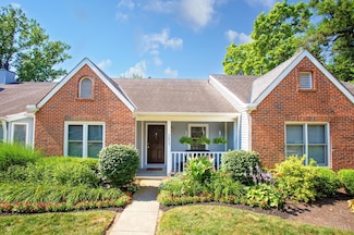 5453 Hanover Cir, Cincinnati, OH 45230