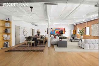 253 W 28th St Unit 5, New York, NY 10001