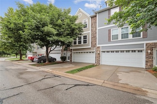 355 NE Sandalwood, Waukee, IA 50263