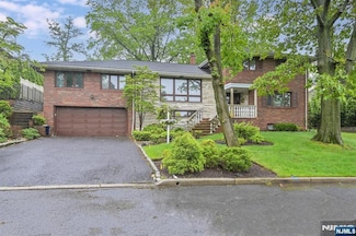379 Mauro Rd, Englewood Cliffs, NJ 07632