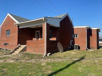 1107 Lorain St, Ironton, OH 45638