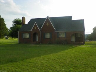 301 David Smith Rd, Winston Salem, NC 27127