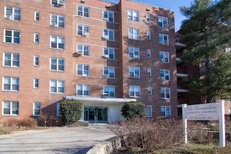 1111 Midland Ave Unit 4M, Bronxville, NY 10708
