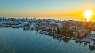 148 93rd Ave, Treasure Island, FL 33706