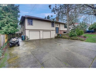 5440 SE Oetkin Rd, Milwaukie, OR 97267