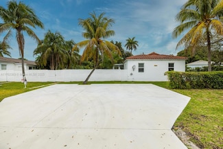 1029 NE 113th St Unit South, Biscayne Park, FL 33161