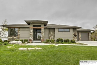 26827 Taylor St, Valley, NE 68064