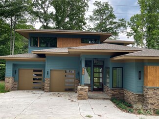 553 Evergreen Rd, Clover, SC 29710