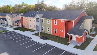 1581 NW 29 Rd Unit 5, Gainesville, FL 32605