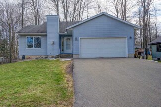 1505 Daffodil Ln, Wausau, WI 54401