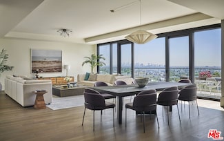 8420 Sunset Blvd Unit 802, West Hollywood, CA 90069