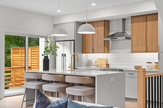 129 Appleton St Unit 1, Arlington, MA 02476