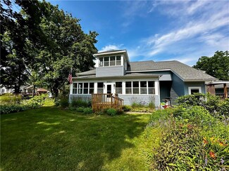 621 Dover St, Chippewa Falls, WI 54729