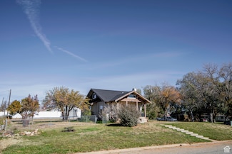 310 W 100 S, Blanding, UT 84511