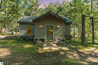 7752 Nicole Dr, South Branch, MI 48761
