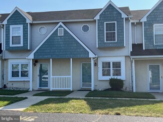 911 Sterling Ct, Sewell, NJ 08080