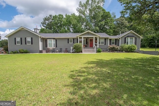 105 Greenfield Cir, Fayetteville, GA 30215