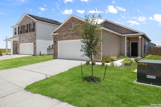 1136 King Eider, Converse, TX 78109