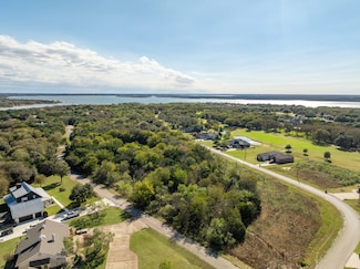 17134 Woodlawn Dr, Whitney, TX 76692