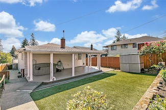 7351 32nd Ave SW, Seattle, WA 98126