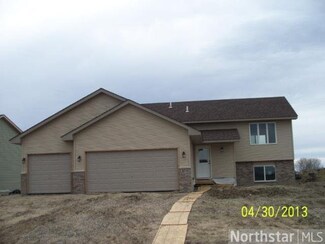 1775 Hidden Trail, Mayer, MN 55360