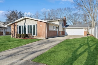 320 Illinois St, Park Forest, IL 60466