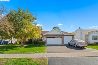 3207 Sandy Ridge Dr, Steger, IL 60475