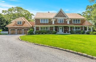 1 Simon Ct, Quogue, NY 11959