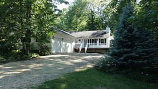 653 Knollwood Rd, Davis, IL 61019