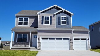 2526 E 47th St, Des Moines, IA 50317