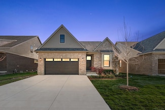 5944 Willow Grove, Troy, MI 48085