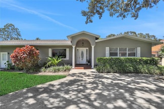 1441 S Lake Roy Dr, Winter Haven, FL 33884
