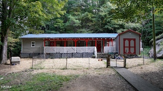 7490 U S 19e, Roan Mountain, TN 37687