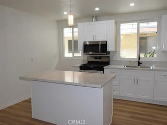 1148 W Civic Center Dr Unit 12, Santa Ana, CA 92703