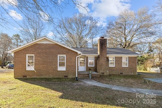 624 Catawba Cir N, Matthews, NC 28104