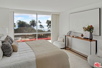 201 Ocean Ave Unit 401P, Santa Monica, CA 90402