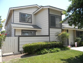 10772 Oak St, Los Alamitos, CA 90720
