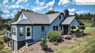 1046 J E Gentry Rd, Crumpler, NC 28617