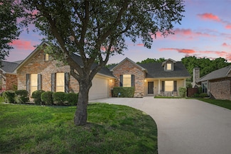 6008 Creekway Dr, Argyle, TX 76226