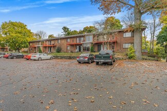 171 Highland St Unit 104, Taunton, MA 02780
