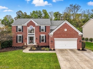 324 Troubadour Dr, Northfield, OH 44067