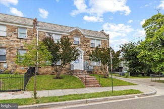 1211 Simms Place NE, Washington, DC 20002