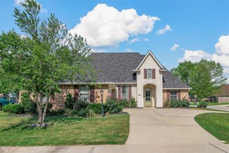 1137 Laurel Creek Dr, Shreveport, LA 71106
