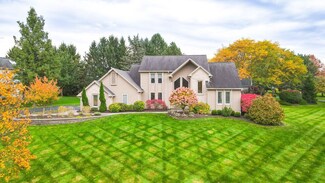 11 Chablis Dr, Fairport, NY 14450