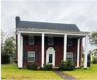 220 Cumberland Dr, Lebanon, TN 37087