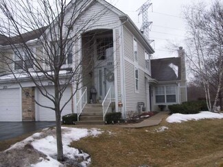 275 Arlington Ct, Carol Stream, IL 60188