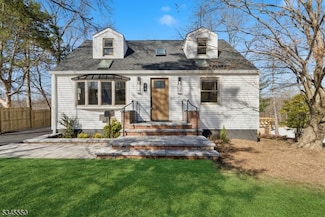 78 Hillairy Ave, Morristown, NJ 07960